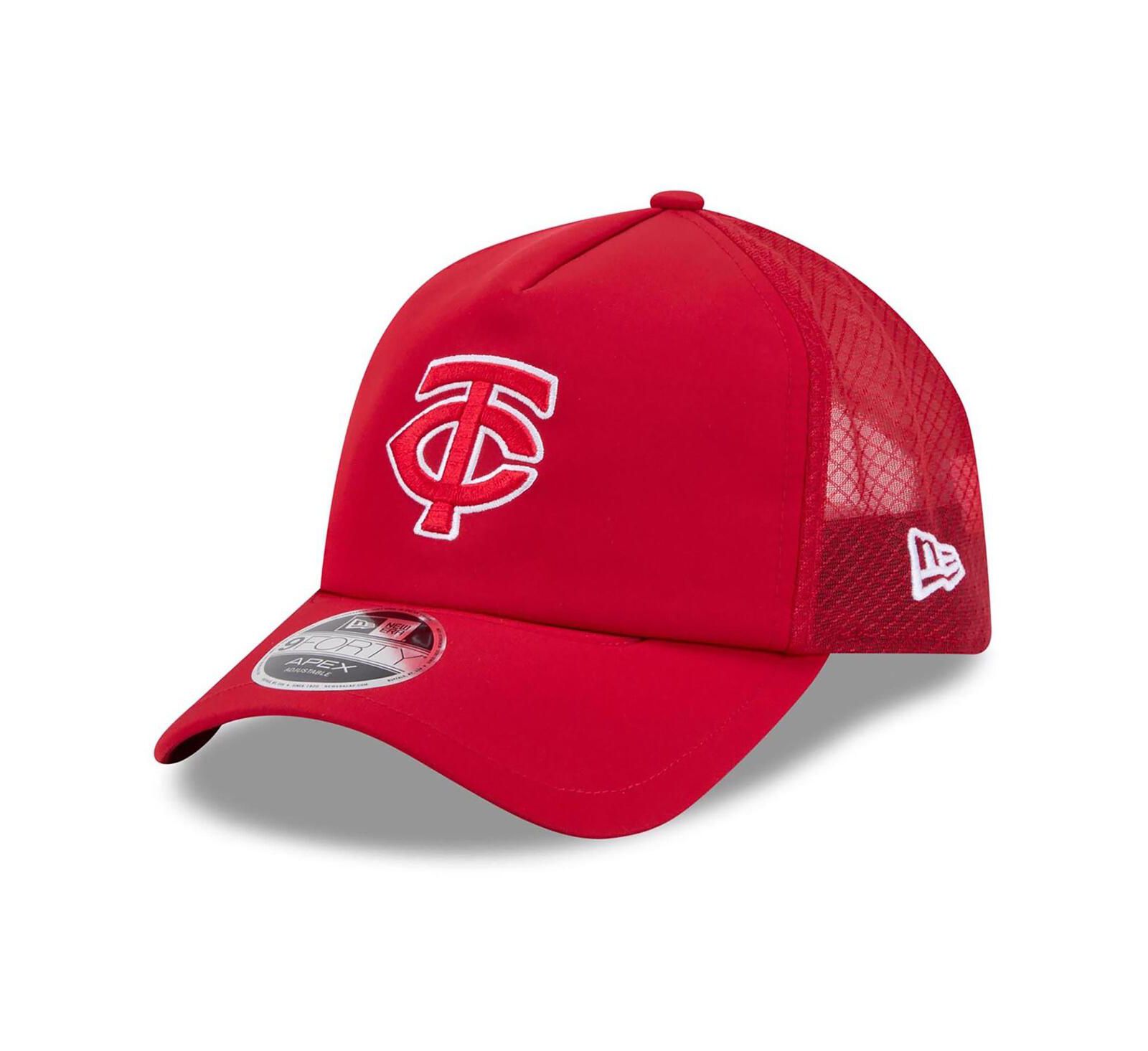 New Era Men's Red Minnesota Twins 2026 Batting Practice Apex 9FORTY Adjustable Trucker Hat