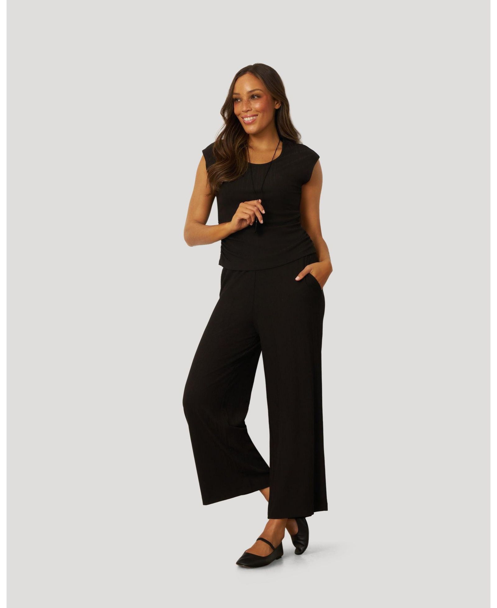 Cable & Gauge Women's Rib Side Shirred Top and Wide Leg Set