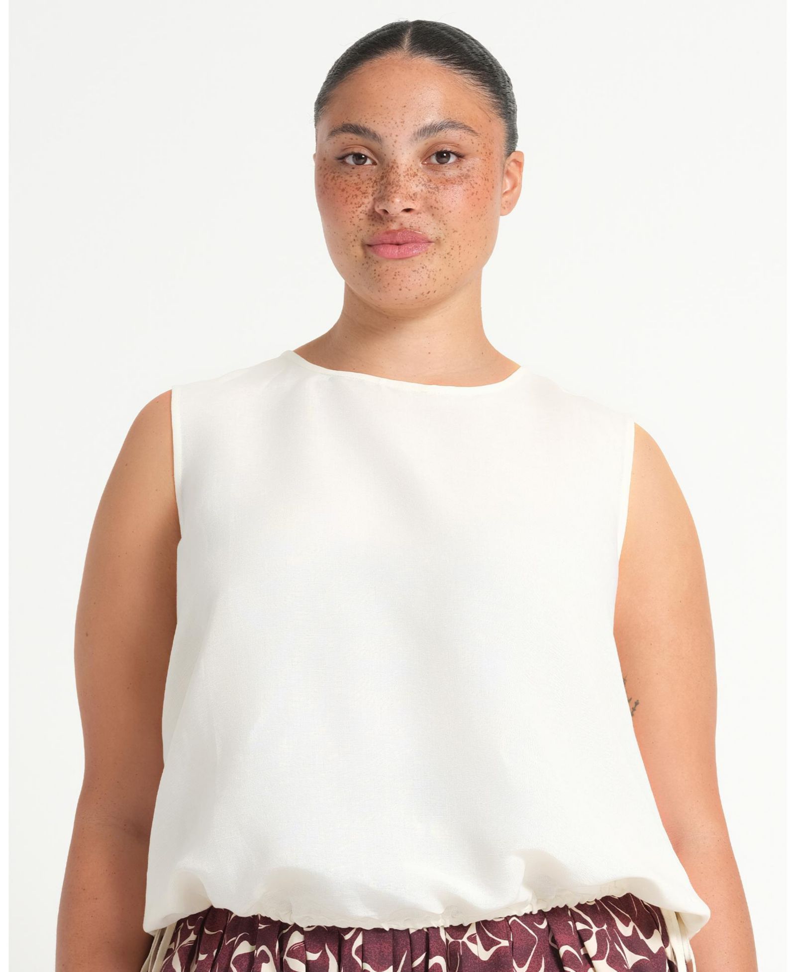 Женский свободный топ ESTELLE Ainsley Tie-Hem Relaxed Tank Top