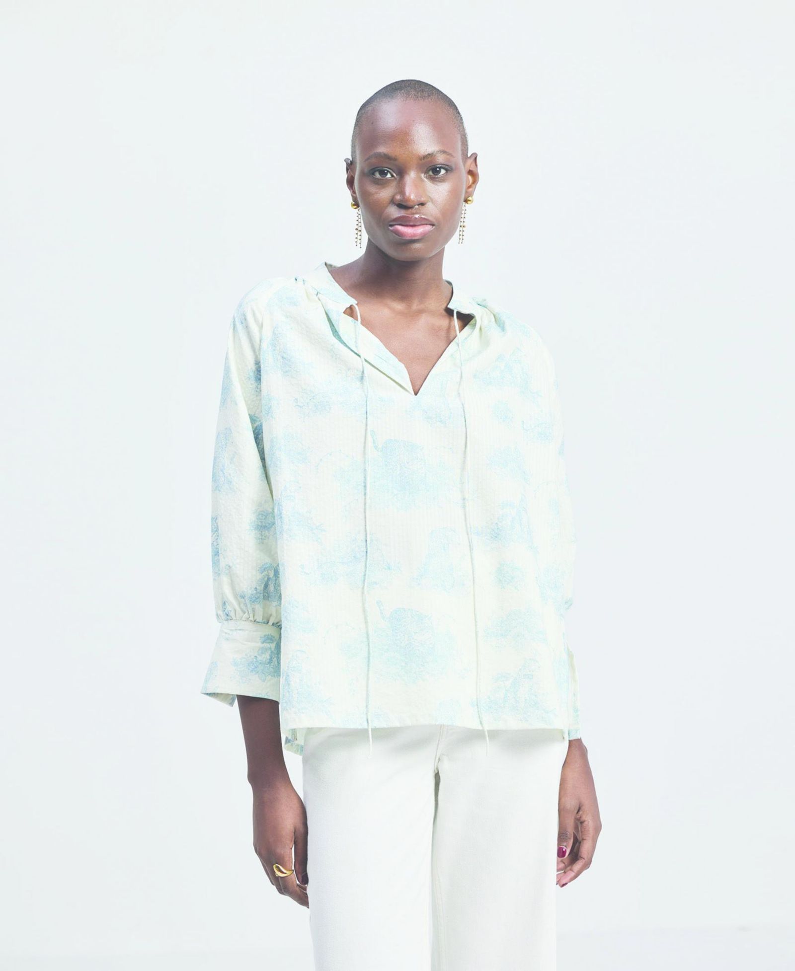 Reistor Women's Relaxed-fit Shirt with Drawstring in Animal Print