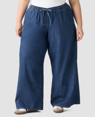 Levi's® Plus Essential Wide-Leg Pants