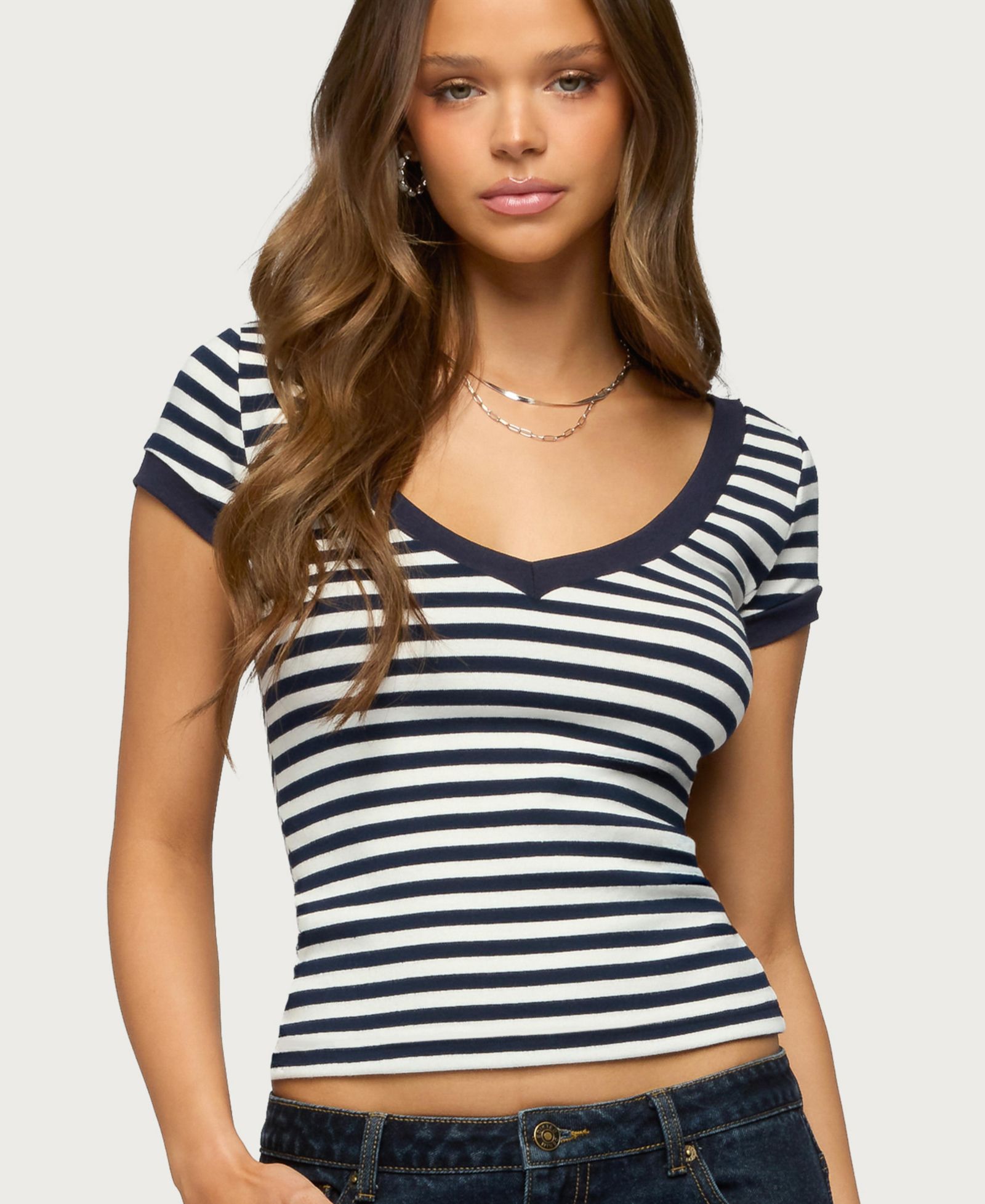 Edikted Women's Antonela Striped V Neck T Shirt