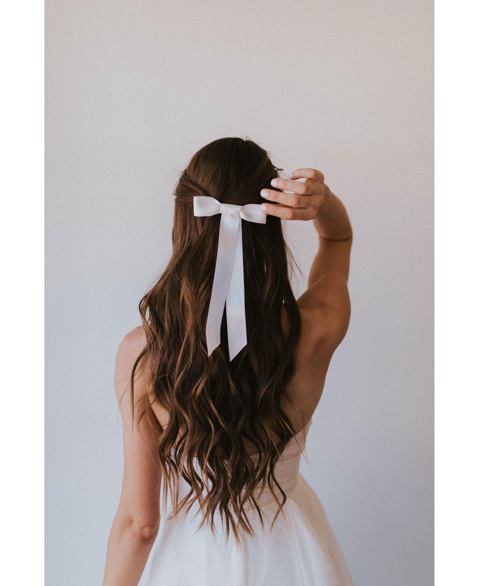 Женский бант Untamed Petals Blair Satin