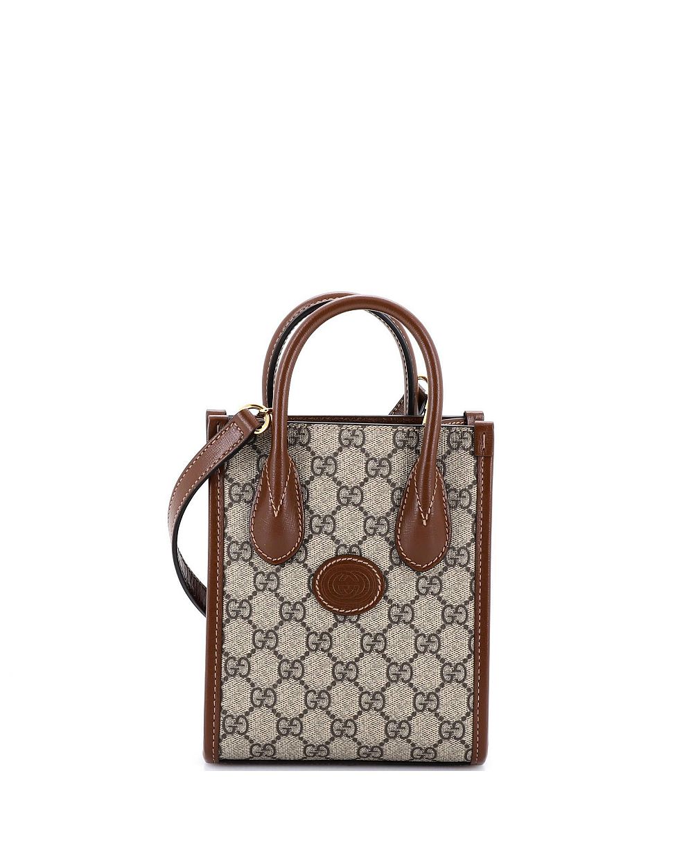 Сумка-тоут Gucci Mini Interlocking G с нашивкой из ткани GG с покрытием