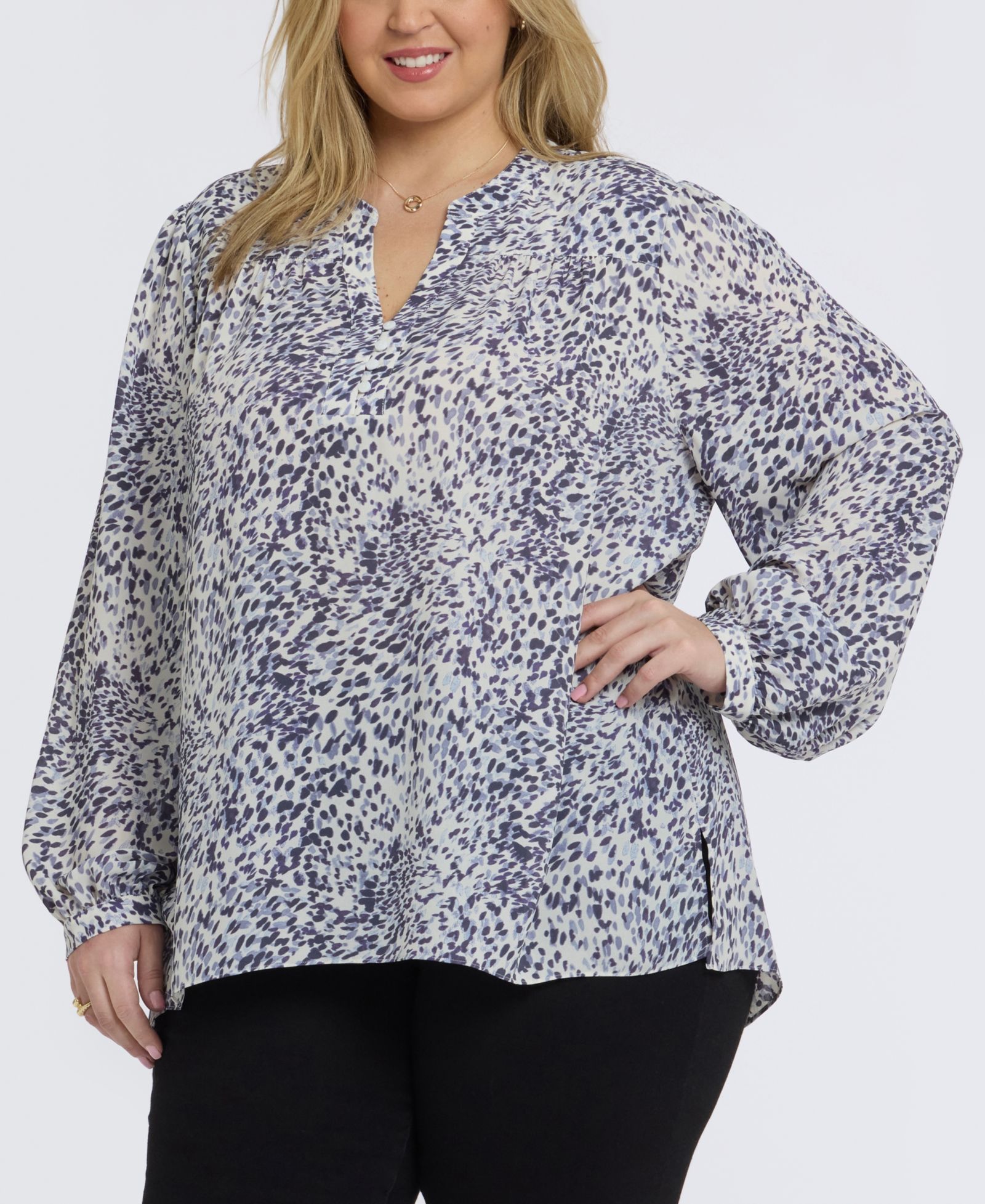 Топ NYDJ Plus Size Trinity Split Neck
