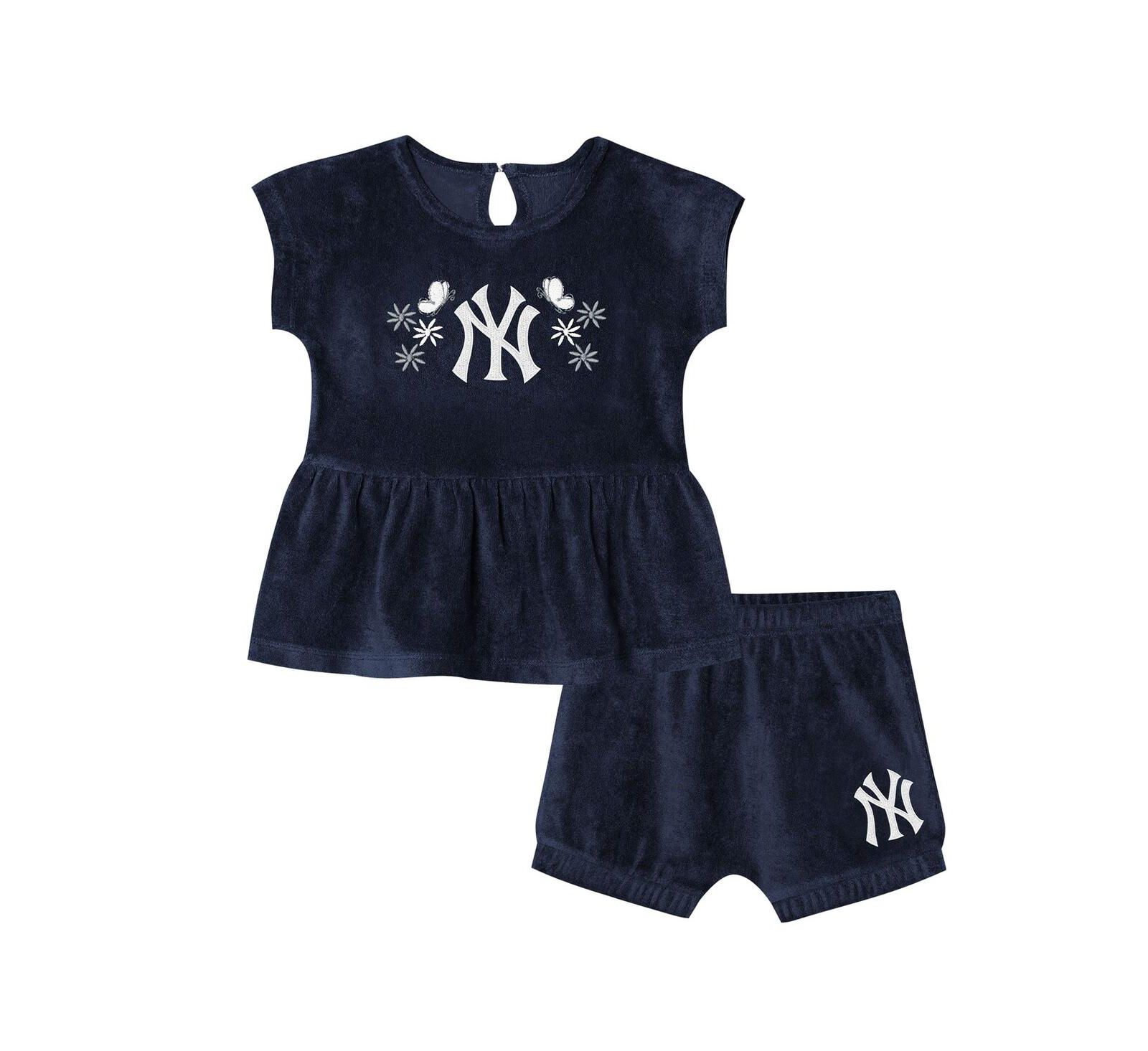 Outerstuff Girls Toddler 2-Piece Navy New York Yankees Hop Base Fashion T-Shirt and Shorts Set