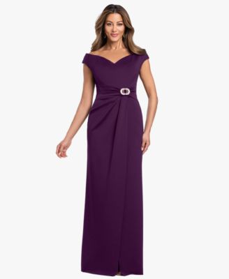 Женское вечернее платье Betsy & Adam Petite Off-The-Shoulder Gown