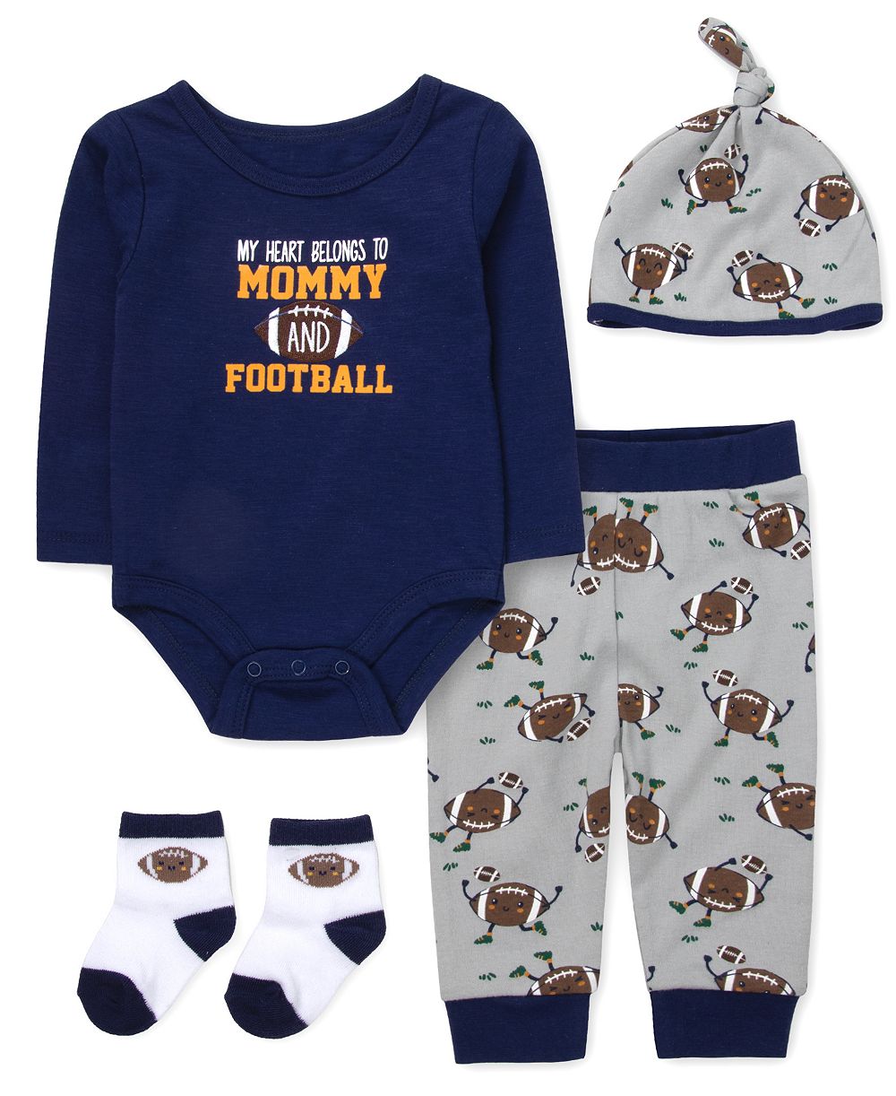Детский комплект из 4 предметов Baby Essentials: боди, джоггеры, носки и шапка с принтом Mommy and Football