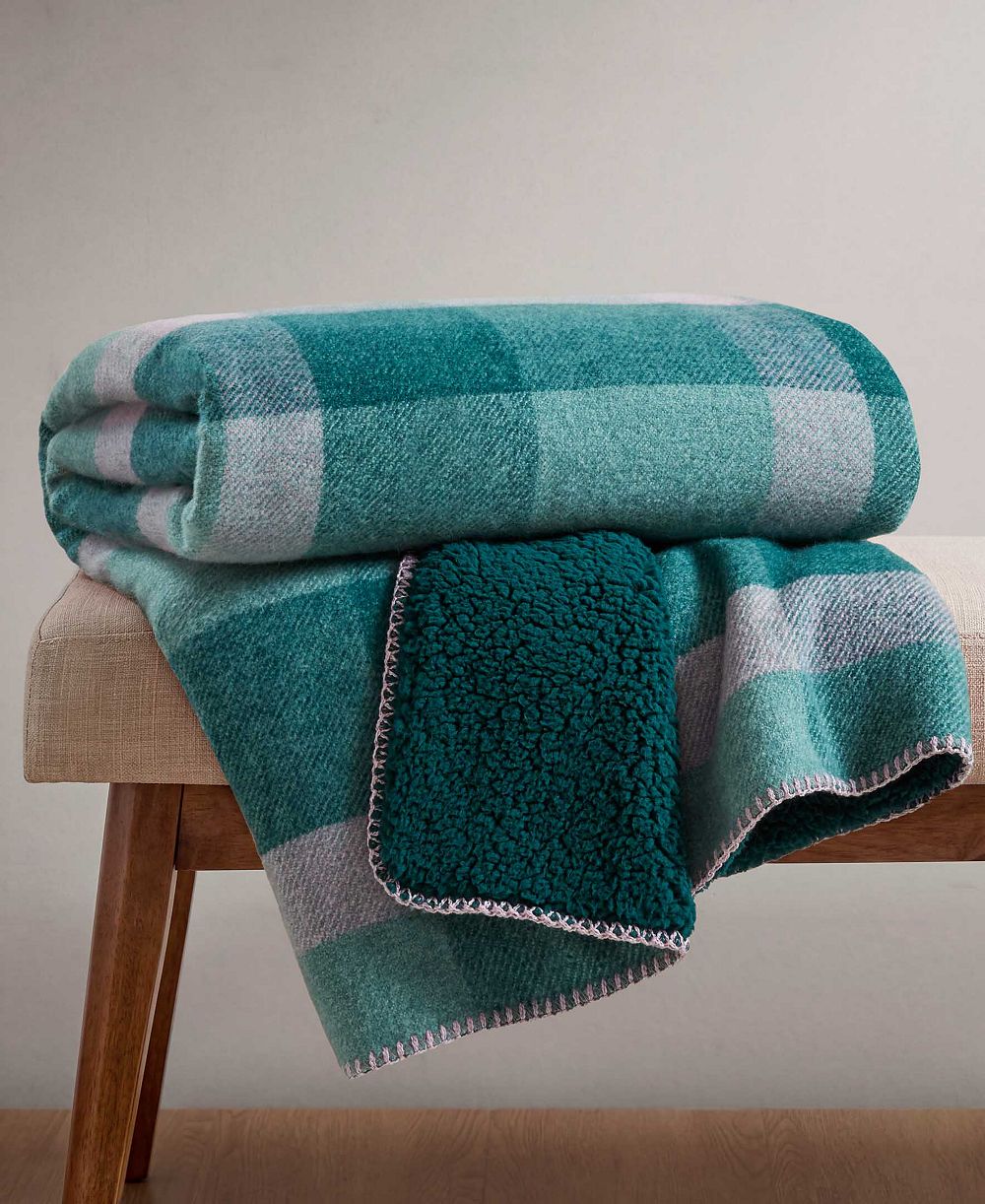 Плед Arch Studio Sherpa Backed Plaid Ultra-Soft, 50" x 60"