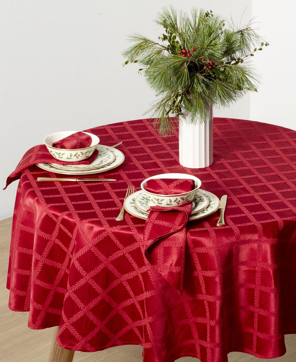 Скатерть Lenox Laurel Leaf, круглая 70"