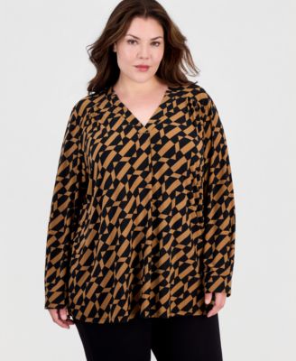 Anne Klein Essentials Plus Size Топ с V-образным вырезом и длинным рукавом