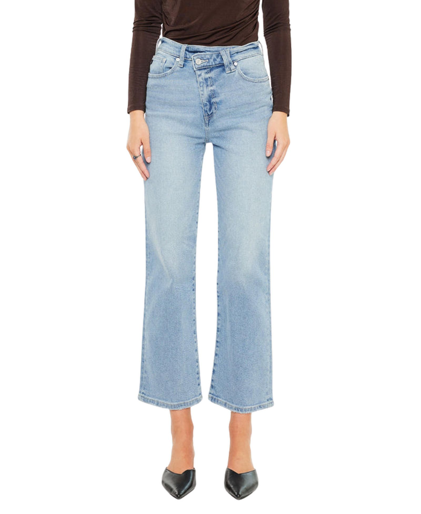 KanCan Women's Bethany High Rise 90's Straight Jeans