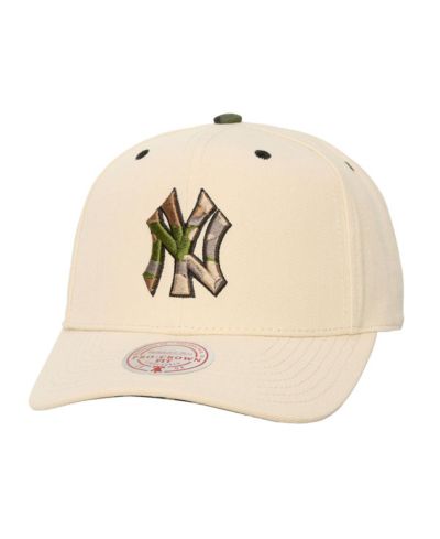 Кепка Mitchell & Ness Men's and Women's Cream New York Yankees Camo Logo Pro Crown Snapback