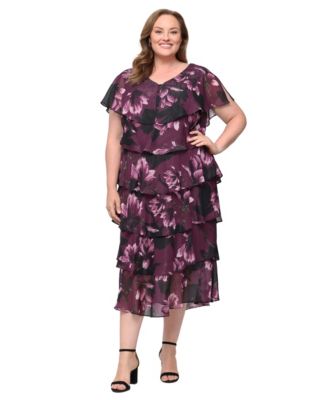 Платье Plus Size SL Fashions с цветочным принтом и многослойным V-образным вырезом