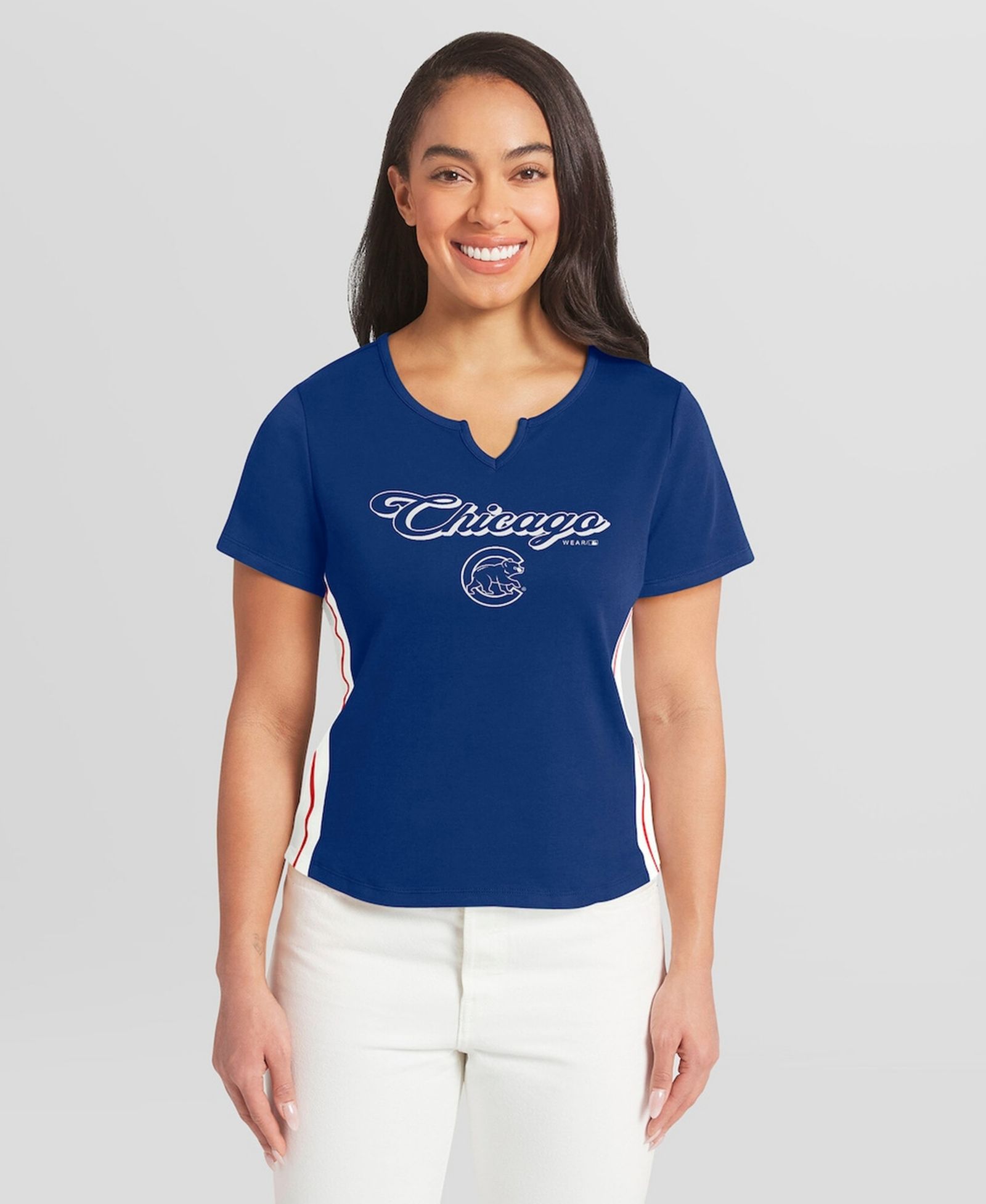 Женская футболка WEAR by Erin Andrews Chicago Cubs