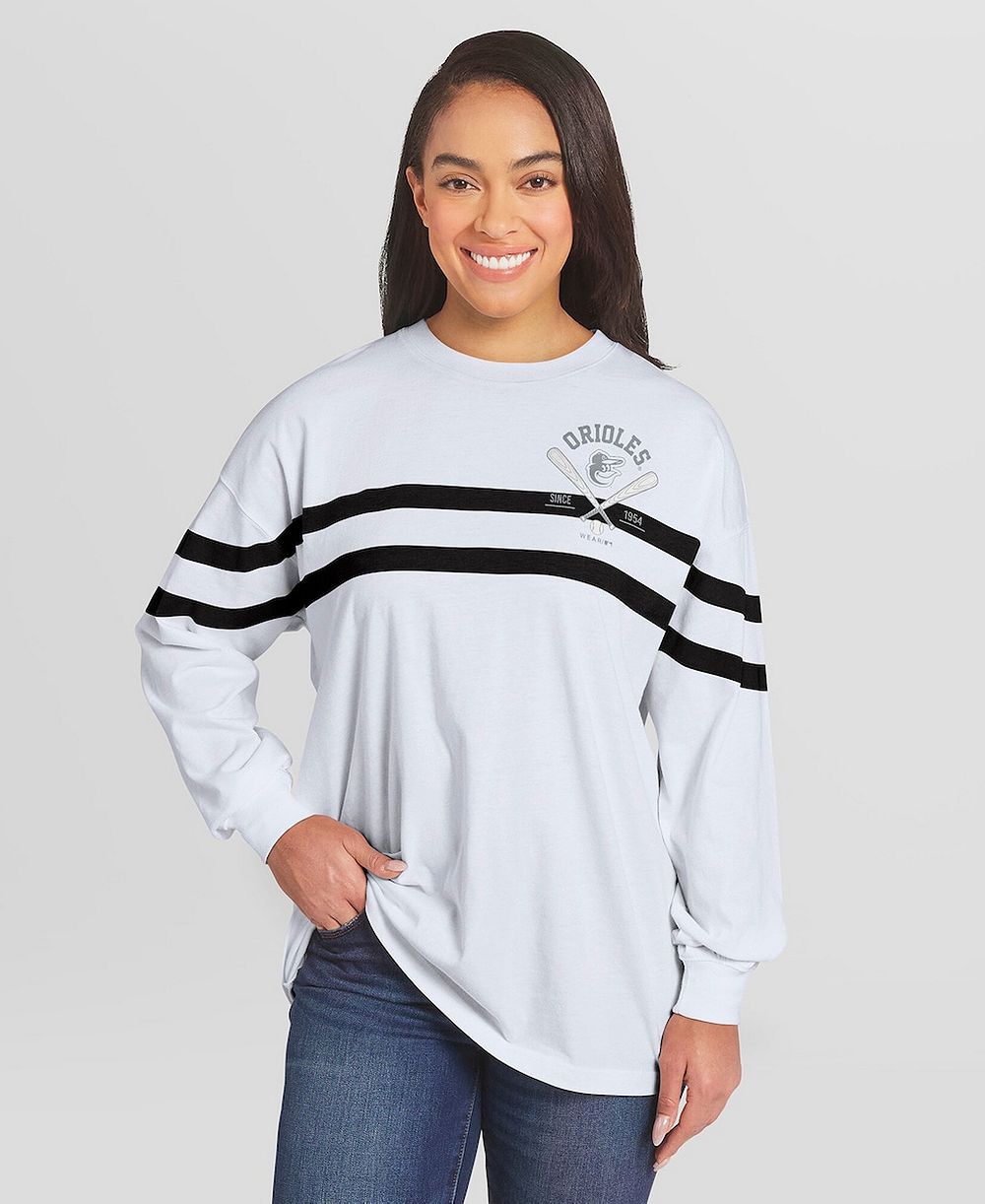 Женская футболка WEAR by Erin Andrews White Baltimore Orioles Oversized Long Sleeve Striped