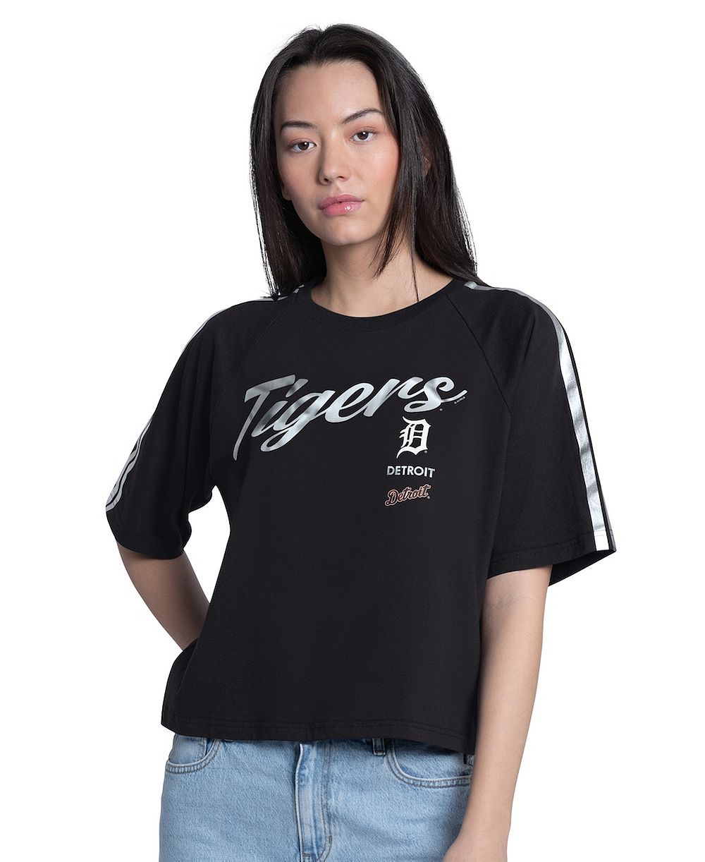 Женская футболка G-III 4Her by Carl Banks Black Detroit Tigers Classic Play Cropped Raglan