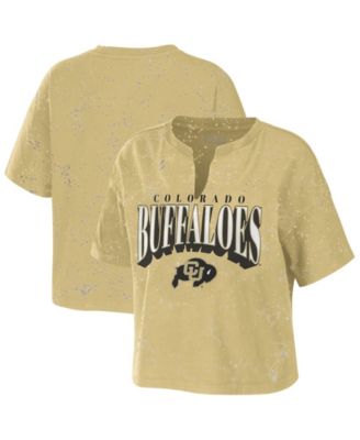 WEAR by Erin Andrews Women's Tan Colorado Buffaloes Bleach Wash Splatter Cropped Notch Neck T-Shirt
