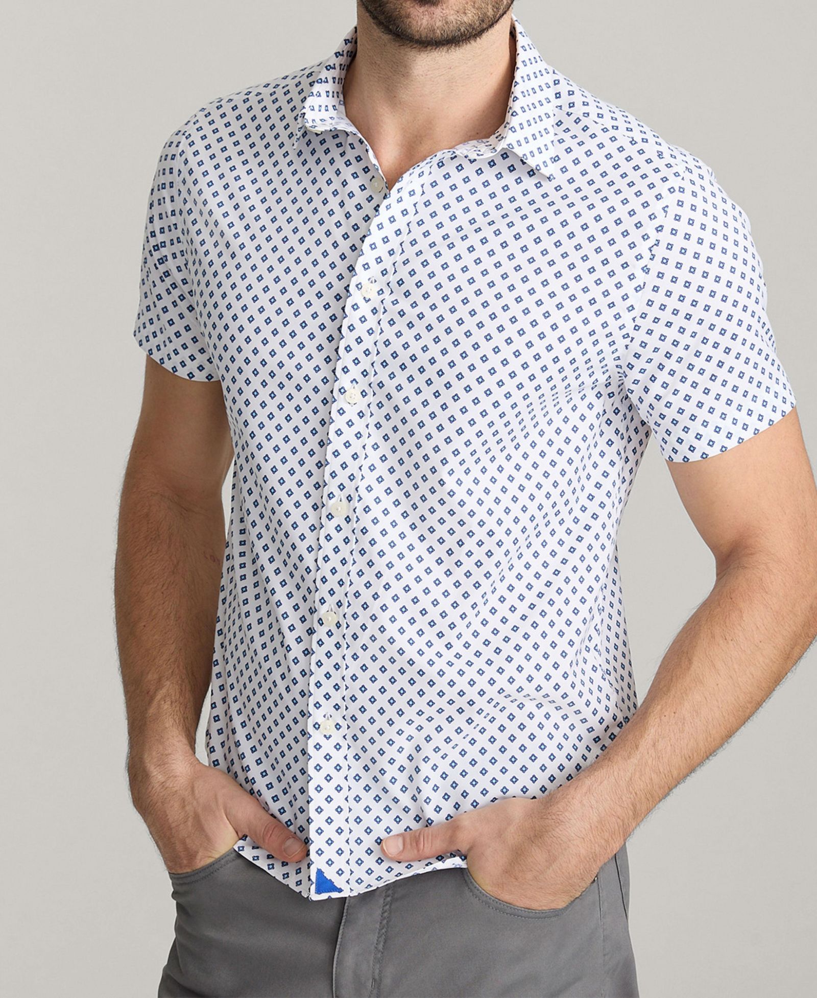 UNTUCKit Men's Slim Fit Wrinkle-Free Performance Tidwell Short Sleeve Button Up Shirt