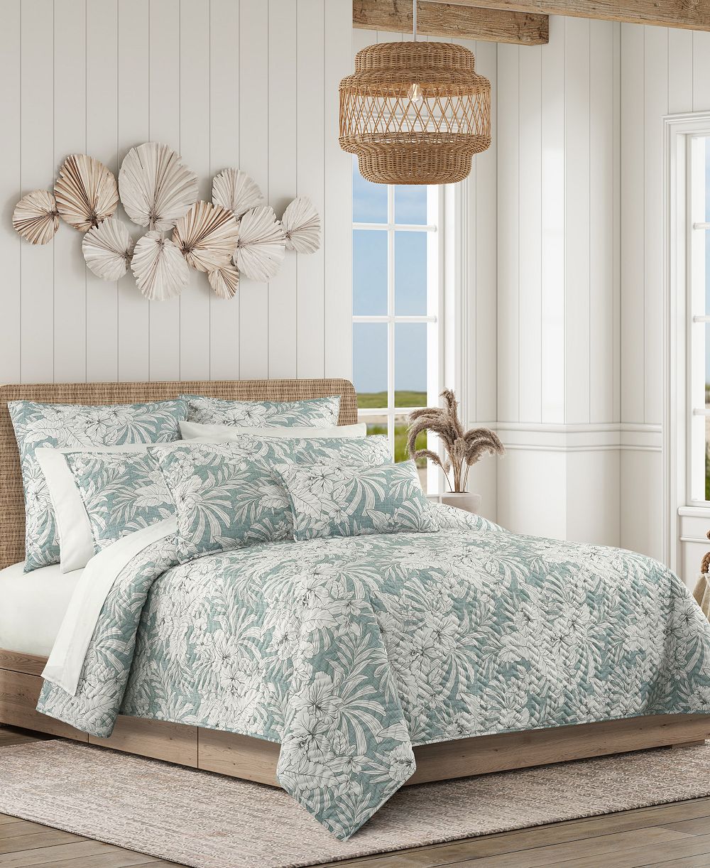 Salt Life Auckland Floral 3-Piece Quilt Set, Full/Queen