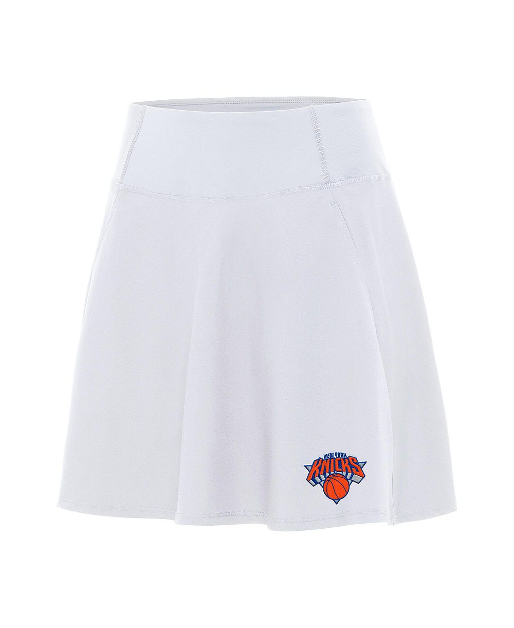 Antigua Women's White New York Knicks Chip Skort