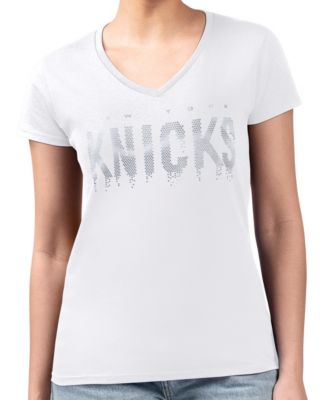 G-III 4Her by Carl Banks Женская футболка V-neck metallic drop lightweight New York Knicks Super-Slim-Fit White