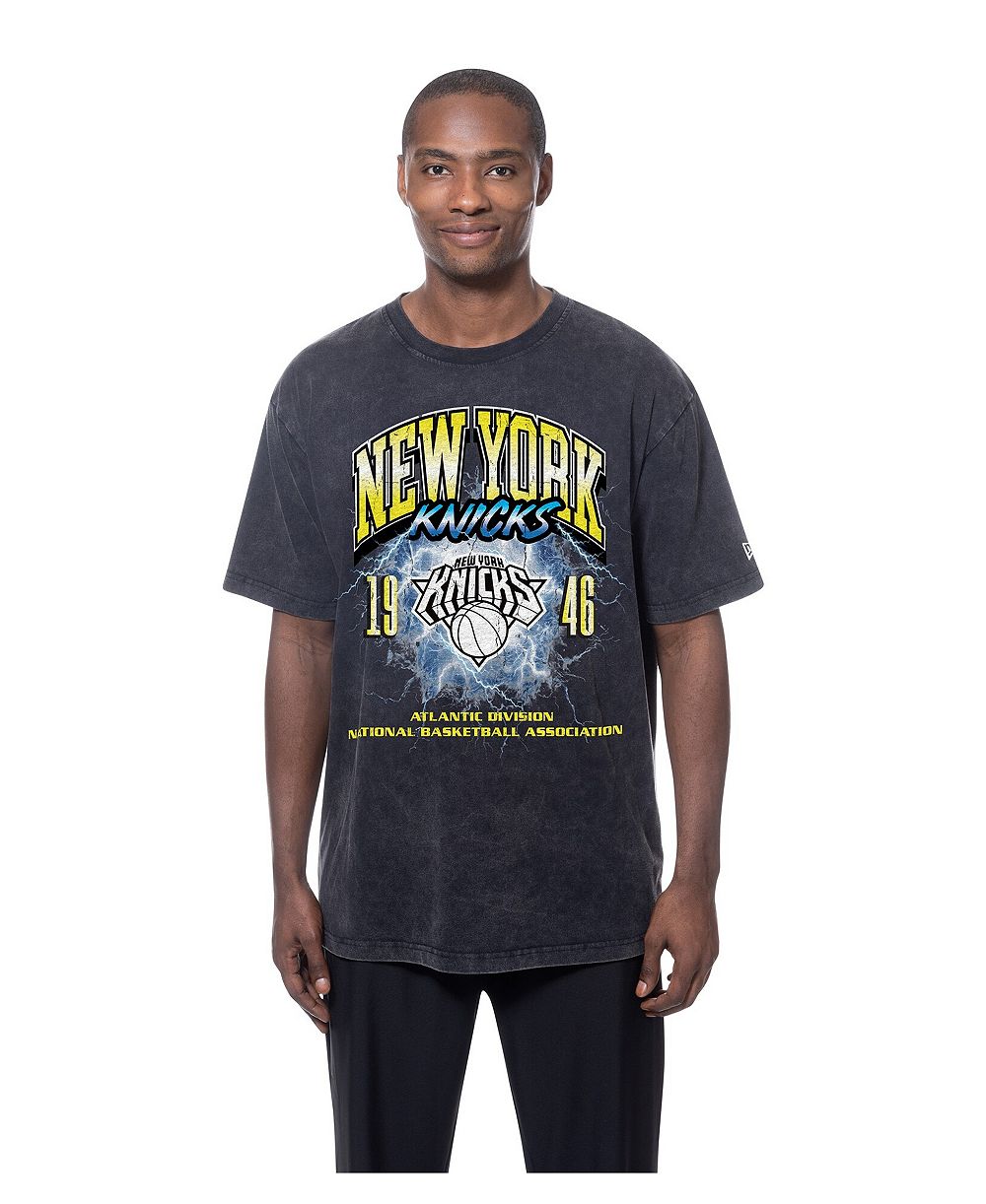 New Era Men's Black New York Knicks Lifestyle Capsule Lightning Round Mineral Wash T-Shirt