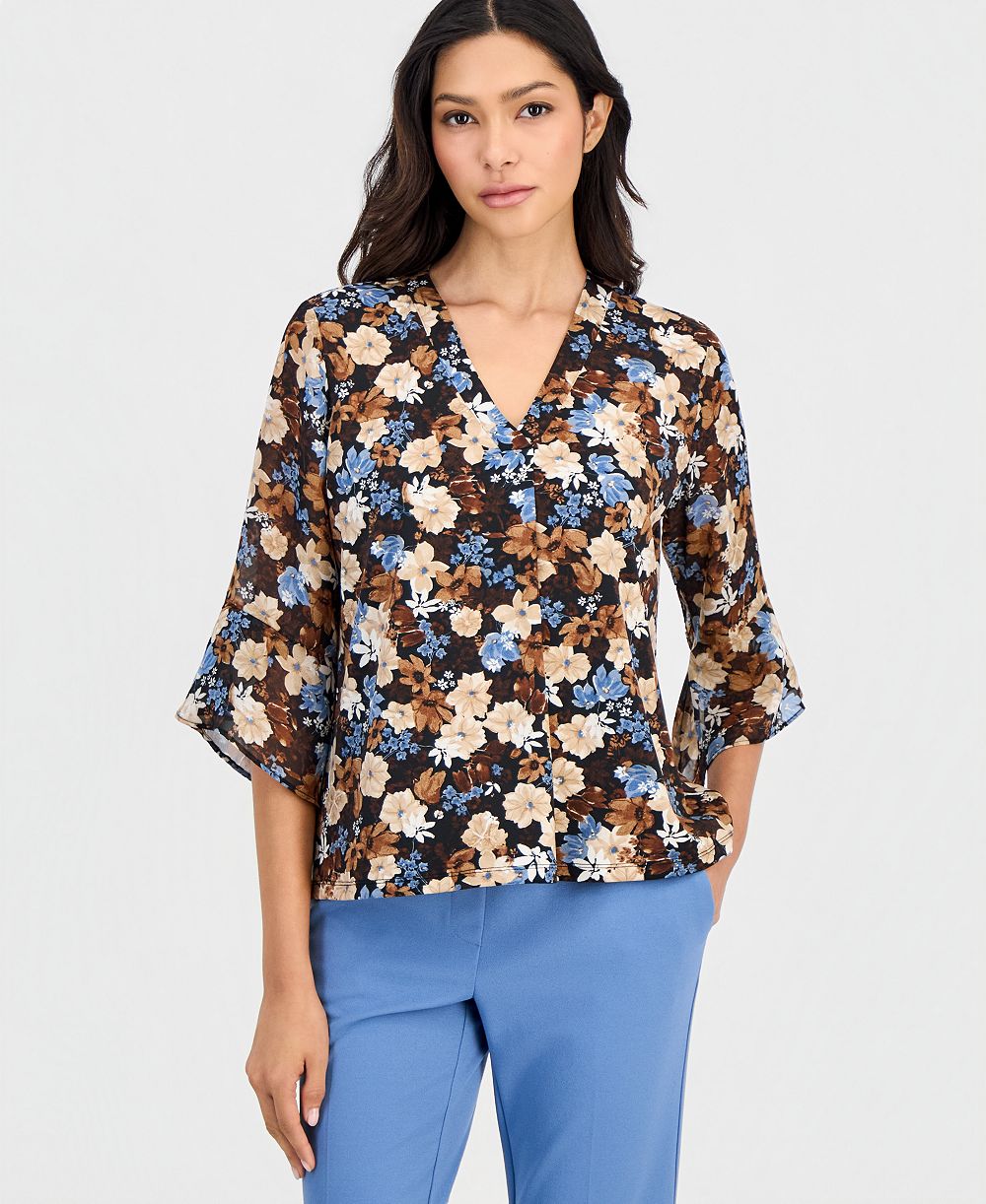 Anne Klein Essentials Petite топ с цветочным принтом, вырезом и расклешенными рукавами