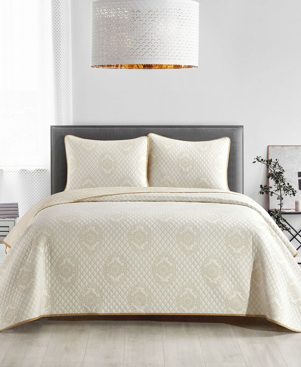 Комплект из 3-х стеганых одеял Stratford Park Leyla Medallion, Queen