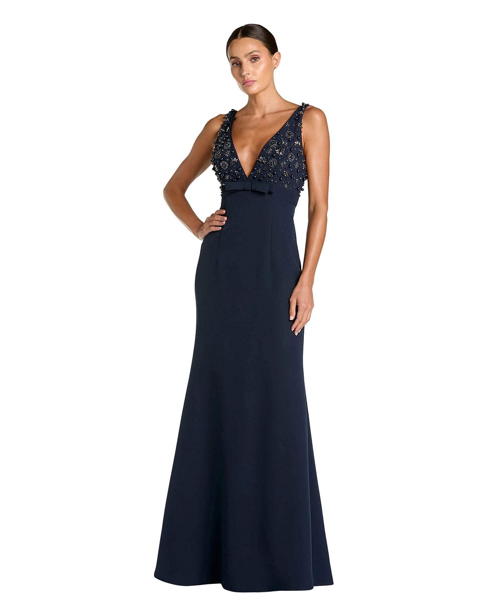 Вечернее платье Mac Duggal Women's Crepe Sleeveless Beaded V Neck Gown With Bow