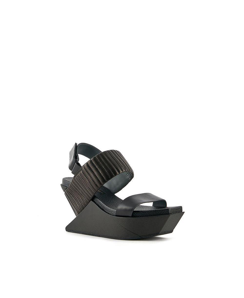 United Nude Women's Delta Wedge Puffier