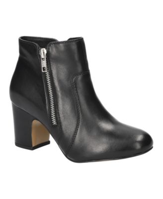 Bella Vita Women's Port Round Toe Ankle Boots