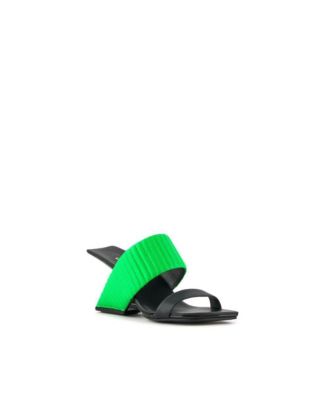 Fluo green puffier