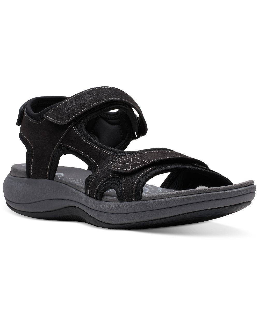Clarks Женские сандалии Cloudsteppers Mira Bay