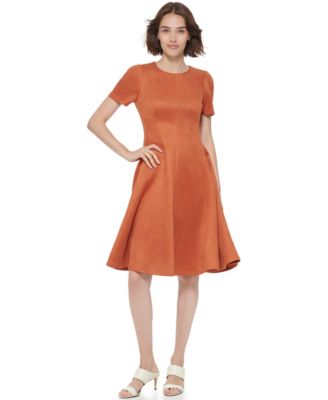 Calvin Klein женское платье Fit & Flare с коротким рукавом из замши