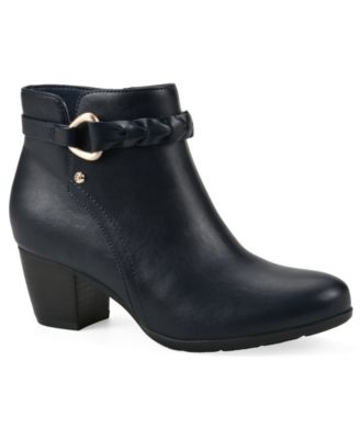 Cliffs by White Mountain Women's Anslie Ankle Booties