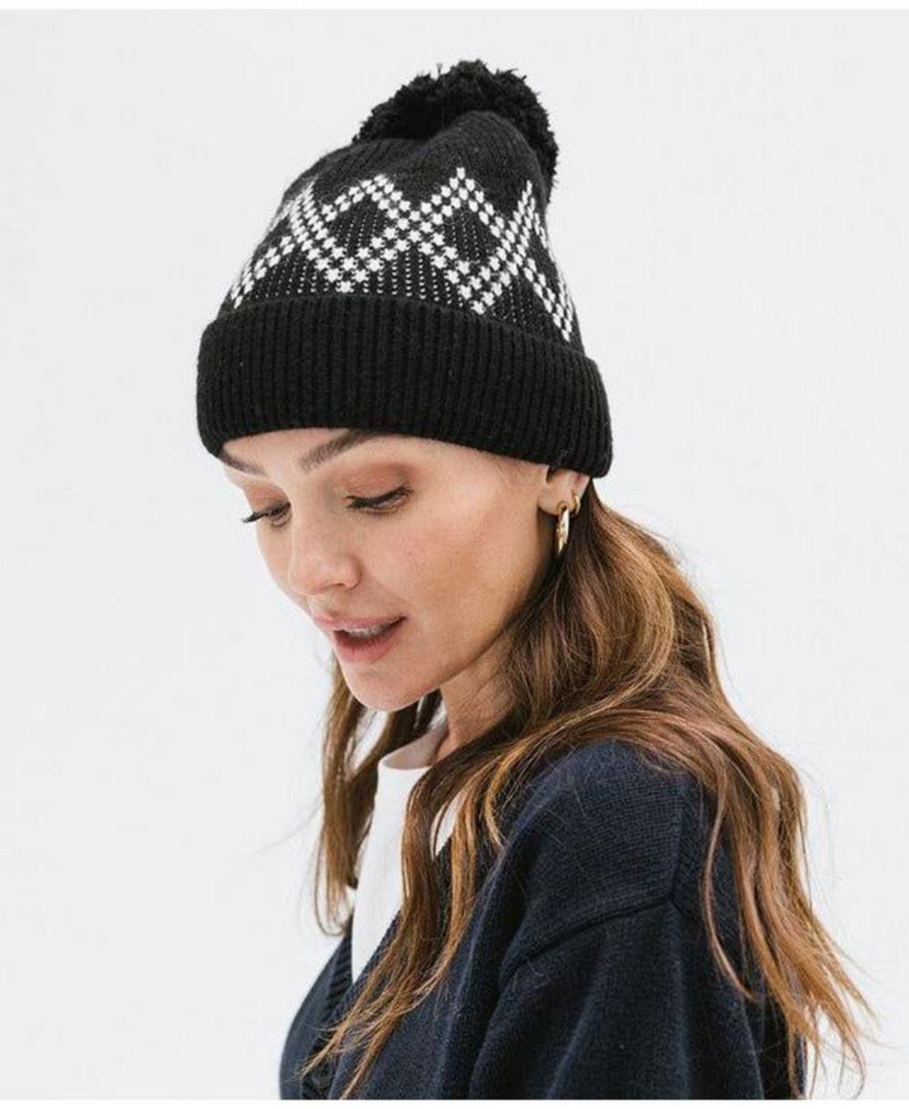 Gigi Pip Women's Retro Ski Style Winter Hat with Fluffy Yarn Pom