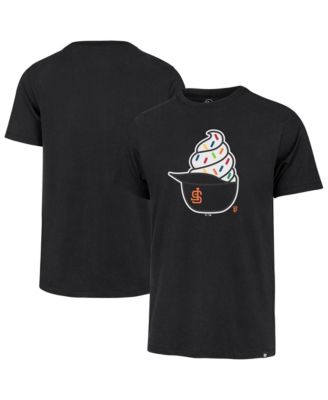47 Brand Men's Black San Francisco Giants Ice Cream Helmet Franklin T-Shirt