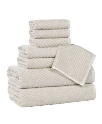 Superior Amelia 8-Piece Towel Set