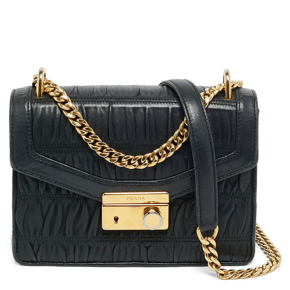 Pre-Owned Prada сумка на плечо с цепочкой из складчатой кожи Gaufre
