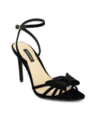 Женские босоножки Nine West Queana на шпильке с бархатными ремешками