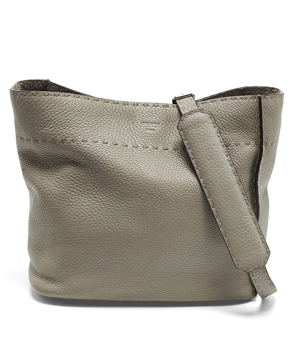 Pre-Owned Fendi Women's Anna Selleria Leather Bucket Bag