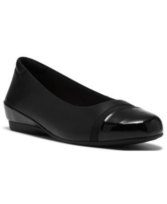 Clarks Women's Cathrynn Dusk Round-Toe Wedge Pumps