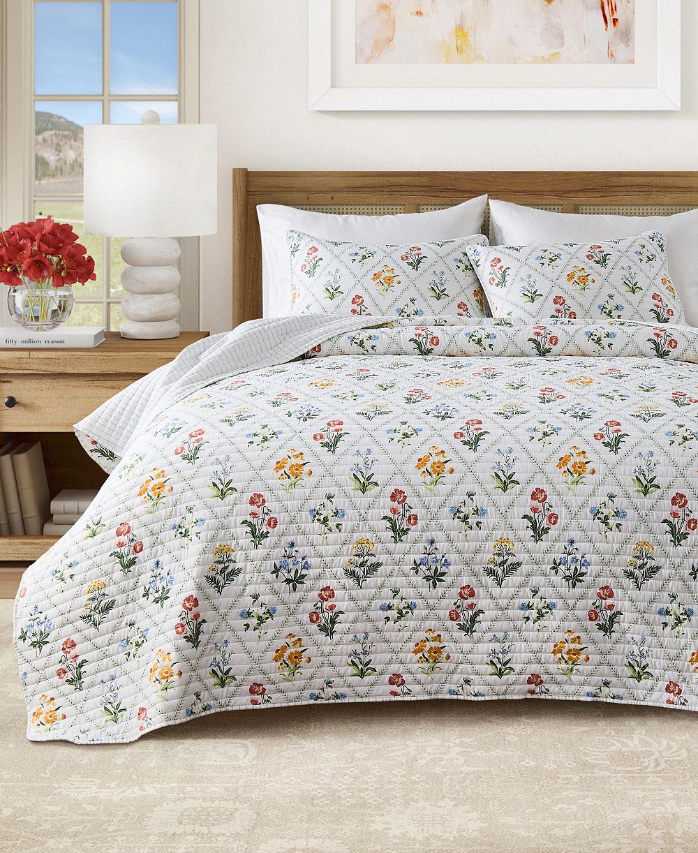 Комплект постельного белья Linery & Co Floral Lattice Scalloped Quilt Set с наволочками