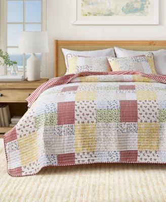 Linery & Co Cottage Floral Patchwork Microfiber Quilt Set With Shams