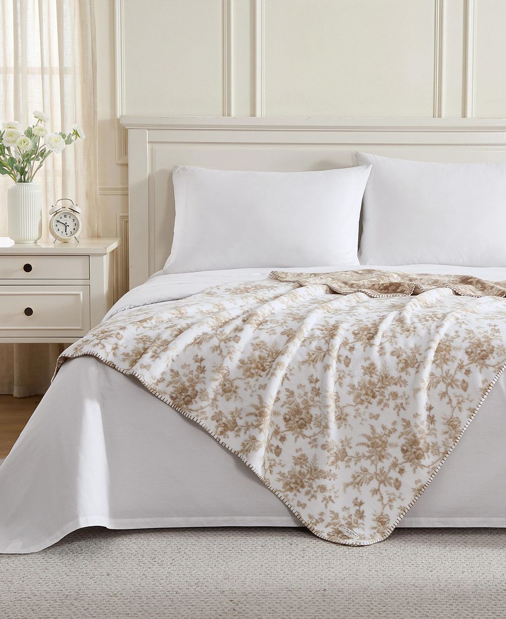 Laura Ashley двустороннее покрывало Walled Garden, 70" x 50"