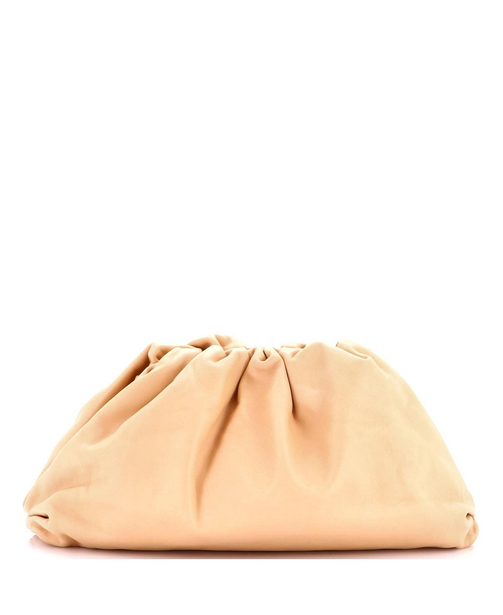 Б/у кожаная сумка Bottega Veneta The Pouch