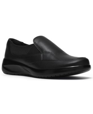 Женские плоские туфли Clarks Kaetlyn Mae с круглым носком из кожи