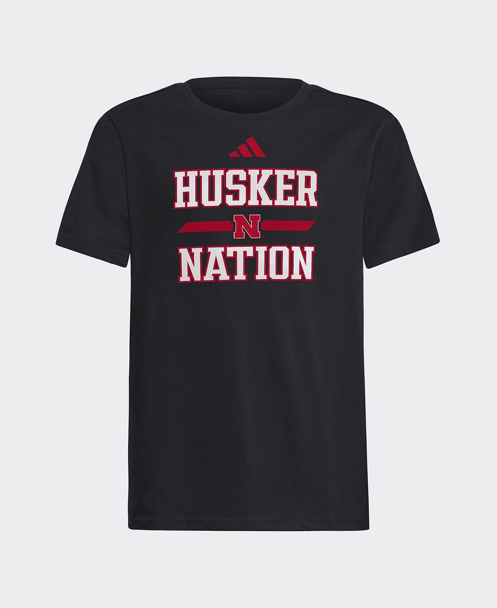 adidas детская черная футболка Nebraska Huskers Our Red Burns Brighter для мальчиков старшего возраста и девочек