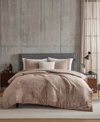 Kenneth Cole New York Hudson Embossed Plush 3-Piece Comforter Set, King